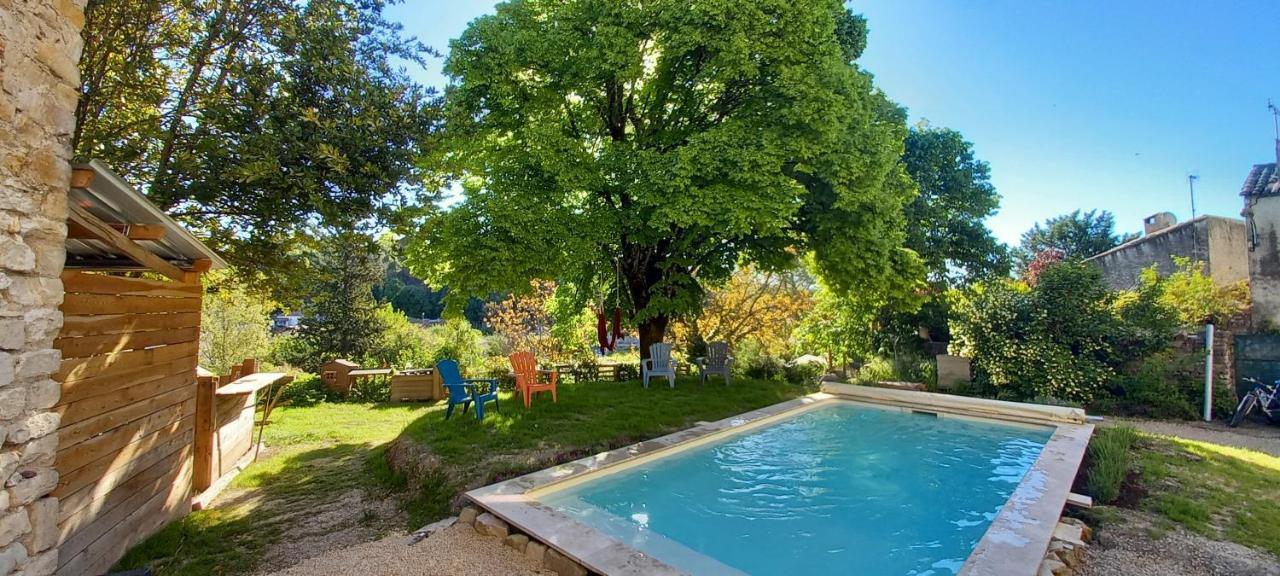 Chambre Du Tilleul - Charme, Confort Et Piscine Sigonce Exteriér fotografie